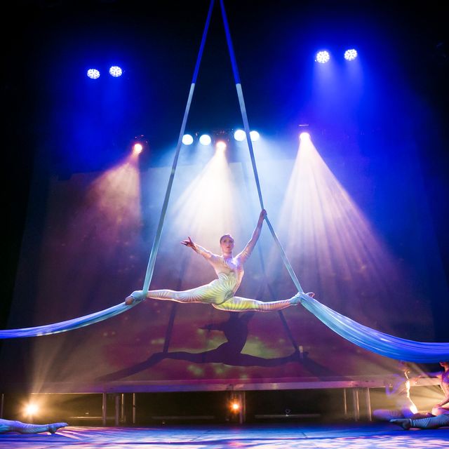 aerial silk classes leigh-on-sea, essex aerial circus classes